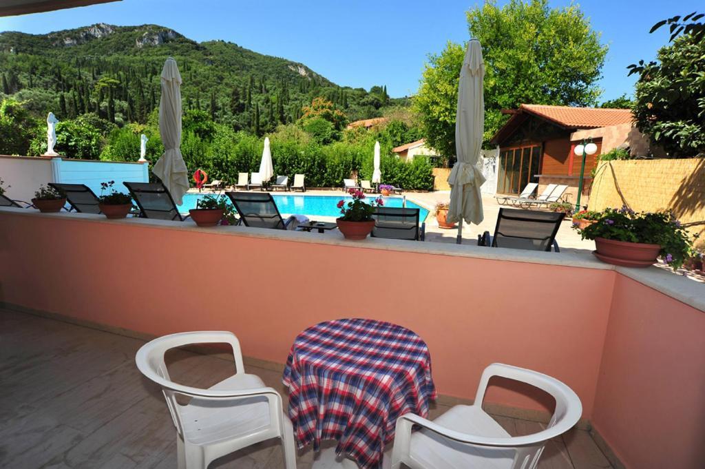 Apartments Corfu Sun Pool Side Benitses  Pokój zdjęcie